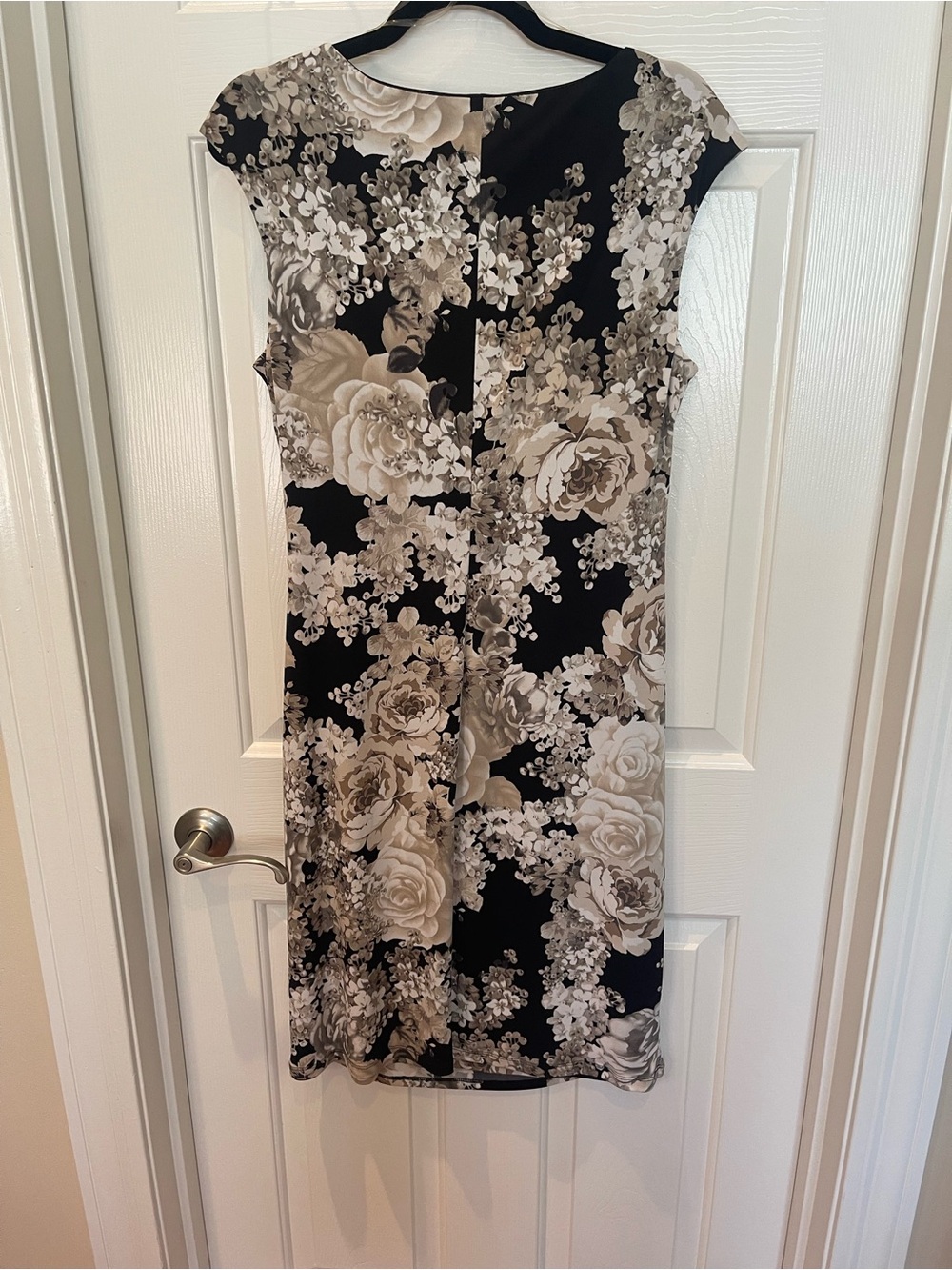 connected apparel Black and Cream Floral Midi Dress with Keyhole - Picture 12 of 16